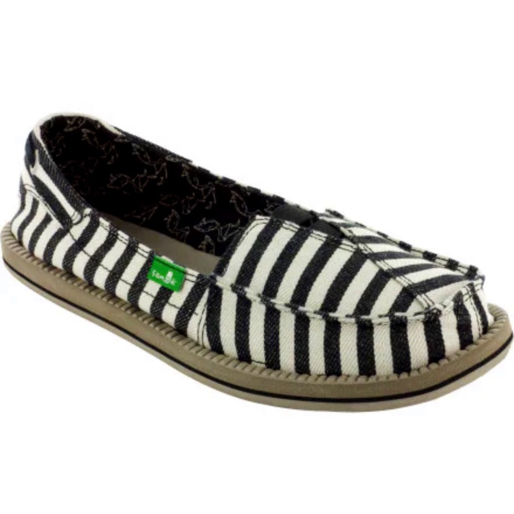 Sanuk Castaway Shoe Black and White Canvas Stripe Size 8